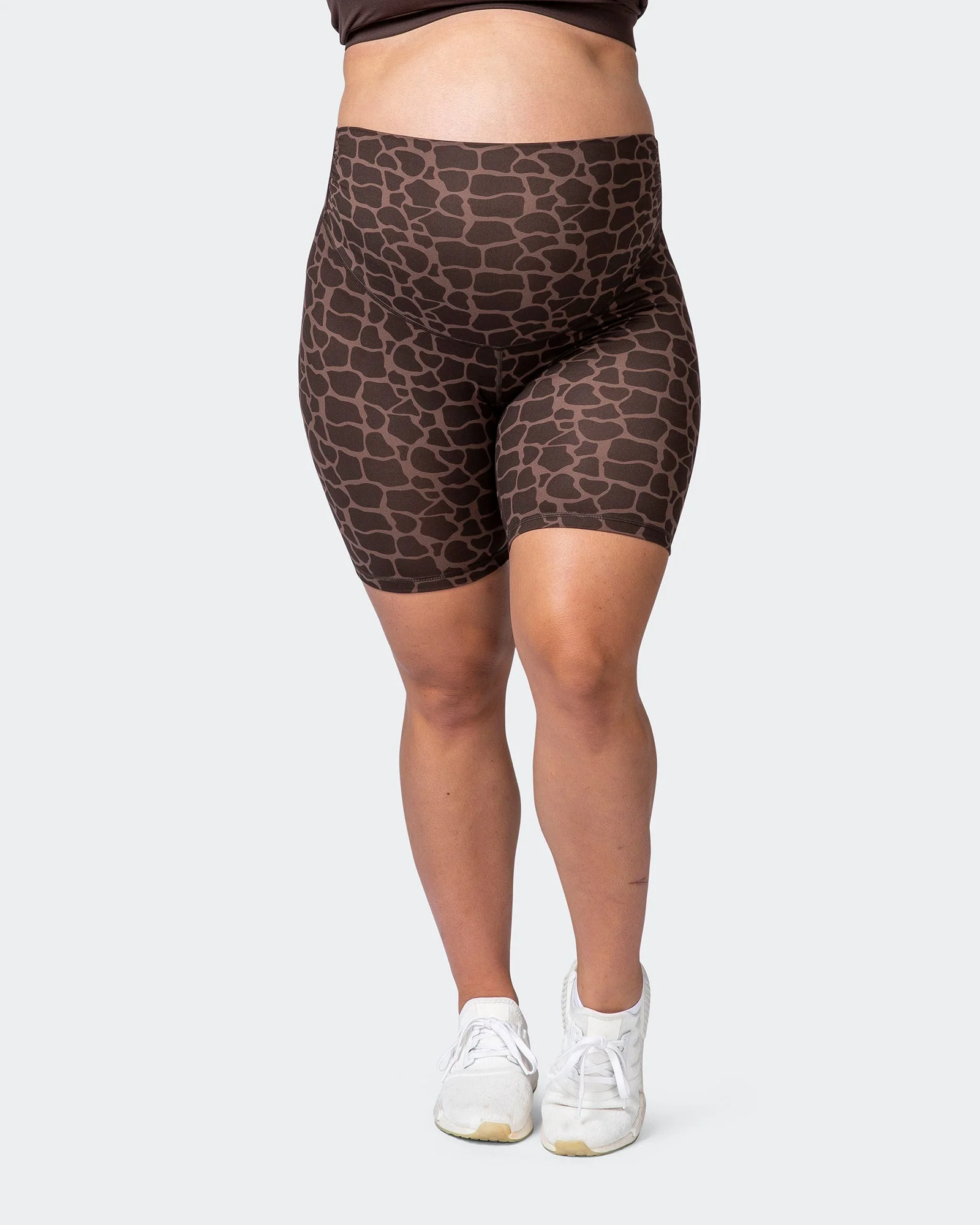 Maternity Everyday Bike Short - Tonal Giraffe Print - Image 3